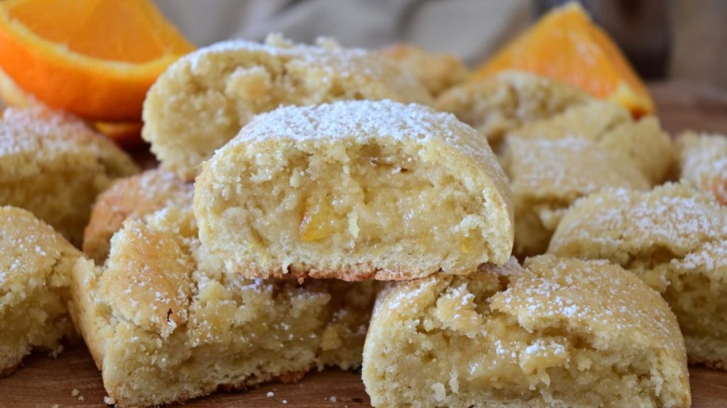 Biscuits roulés à la confiture