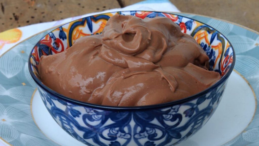 Crème au chocolat pour gâteau