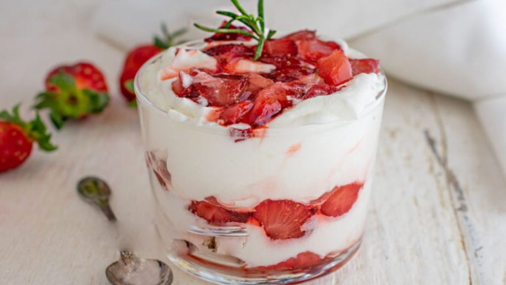 Dessert à la fraise