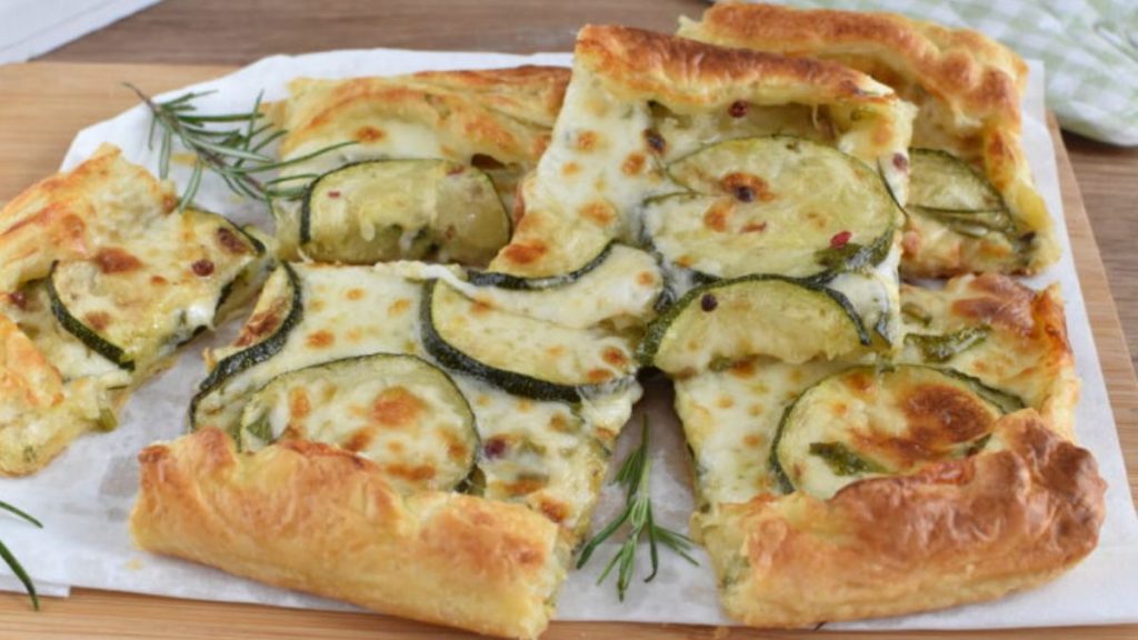 tarte feuilletée thon et courgettes   