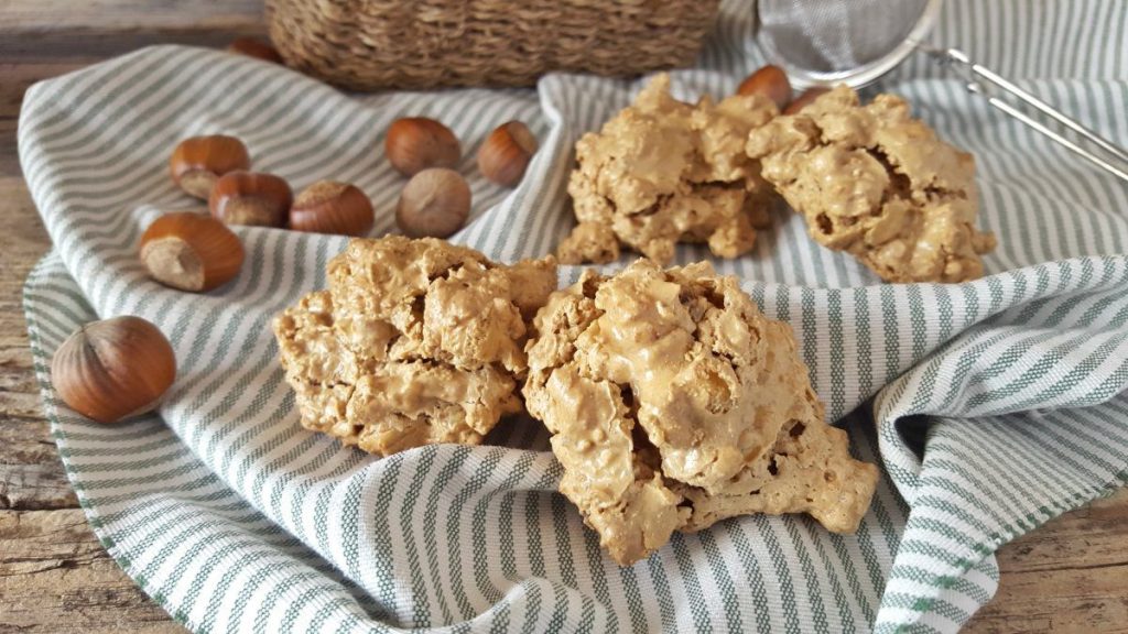 biscuits italiens brutti ma buoni aux noisettes