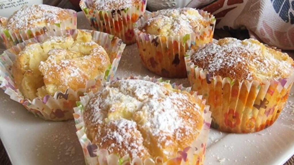 muffins moelleux aux pommes et à la noix de coco