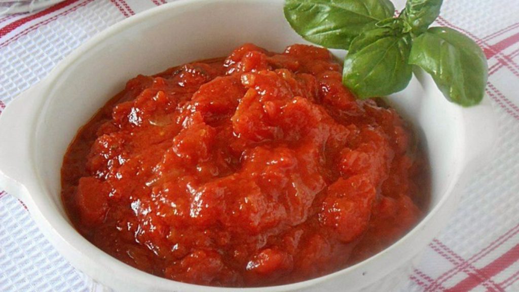 sauce tomate au basilic