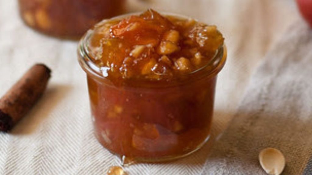 confiture poires, cannelle et amandes