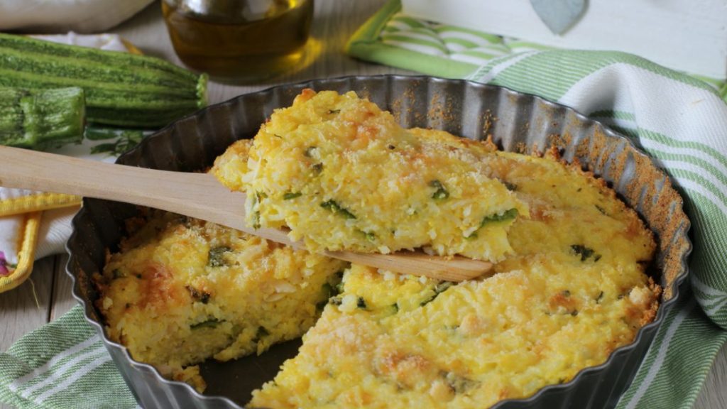 gâteau de riz salé aux courgettes et au jambon